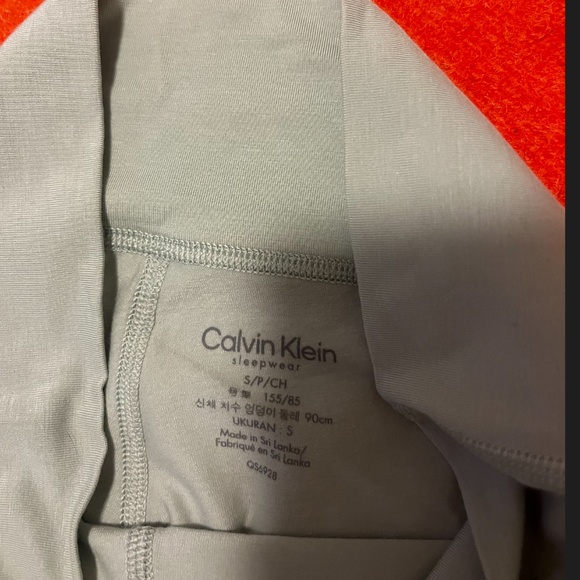 Calvin Klein light green flex fit bralette and short set NWT - Picture 7 of 7